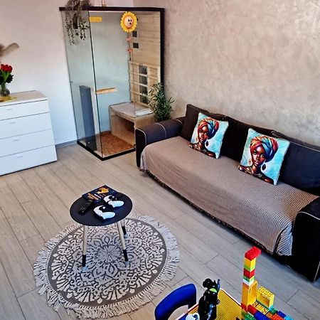 City Center Privat-Sauna Familyconcept Jászvásár Kültér fotó