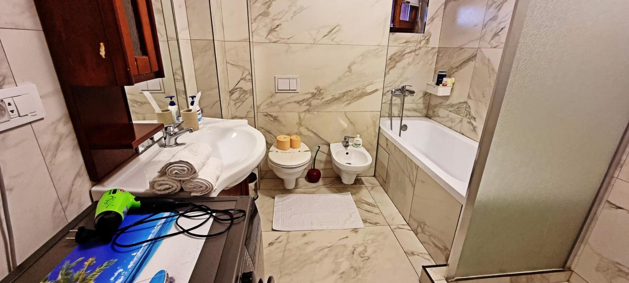 City Center Privat-Sauna Familyconcept Jászvásár Kültér fotó